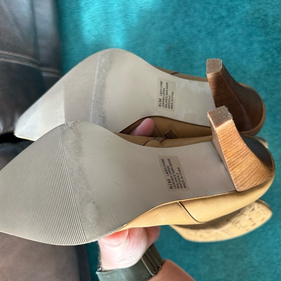 Mia Women’s boots - Picture 3 of 4